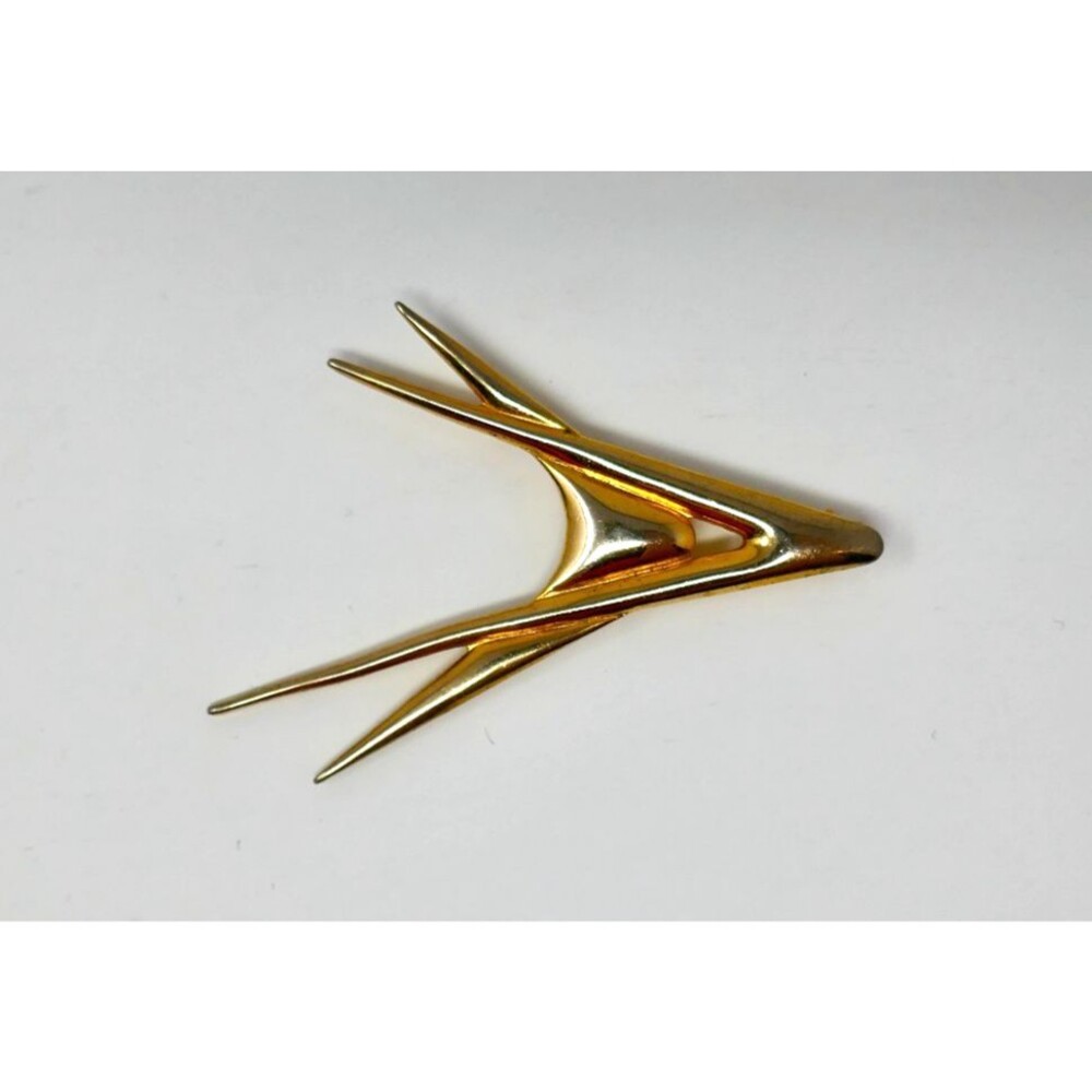 Mid Century Vintage Chrysler Forward Look Gold Tone Brooch Pin Mopar Automobile